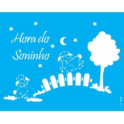 Adesivo parede azul com carneiros, cerca, árvore, estrelas, lua e texto Hora do Soninho