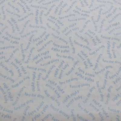 tecido branco com texto azul repetido 'have for sleep'