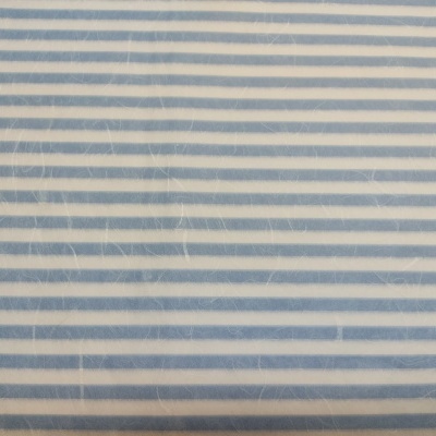 Tecido de algodão às riscas azuis e brancas