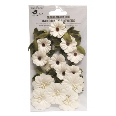 Pacote de flores artesanais falsas brancas Little Birdie em embalagem