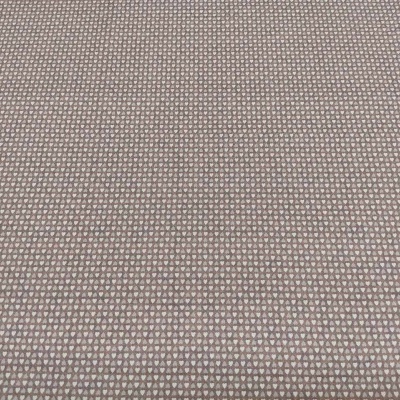 Tecido cinzento com padrão repetitivo de triângulos claros