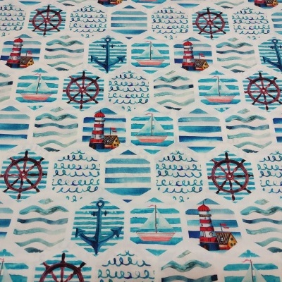 Tecido com padrão náutico colorido em branco, azul e vermelho
