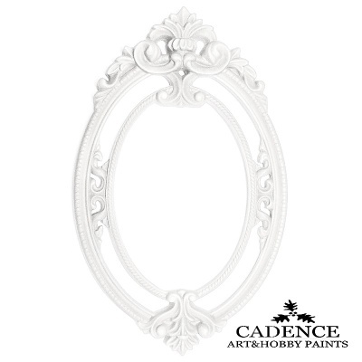 Moldura oval decorativa branca com ornamentos em relevo