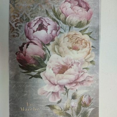 Toalha de mesa com estampa floral em tons de rosa e branco sobre fundo cinza com padrão decorativo e texto Le Marché FLEURS.