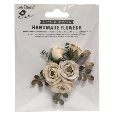 Flores artesanais Little Birdie creme e verde em embalagem transparente