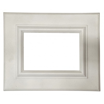 Moldura retangular branca com relevo simples