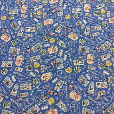 Tecido azul com padrão médico colorido impresso