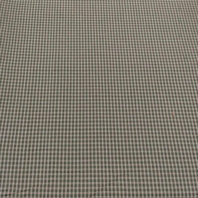 tecido com padrão xadrez pequeno castanho e bege