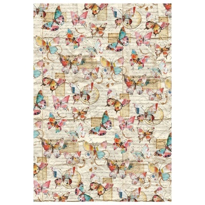 Padrão de borboletas coloridas sobre fundo branco com textura de tijolos e escrita manuscrita