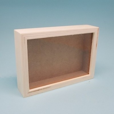 Caixa de exposição de madeira com frente de vidro transparente