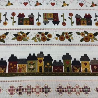 Tela com padrão de casas estilizadas, flores e padrões geométricos em faixas horizontais