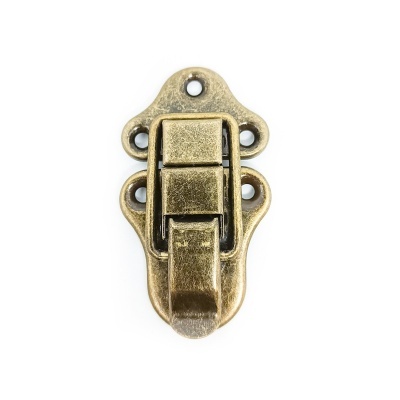 Fecho metálico dourado envelhecido para gaveta ou caixa