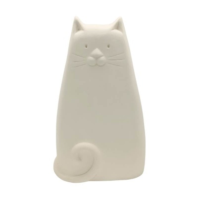 Estatueta branca de gato em cerâmica com detalhes em relevo
