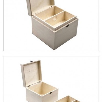 Caixa de madeira clara com tampa aberta e divisórias interiores