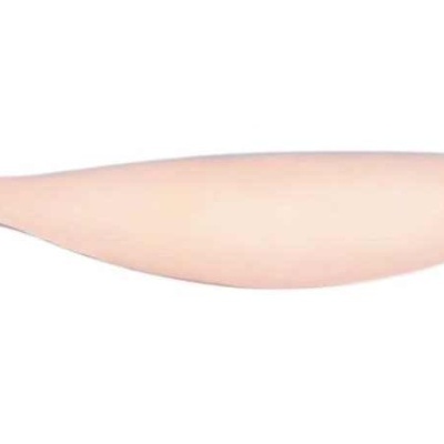 Objeto em forma de peixe rosa claro com fundo branco