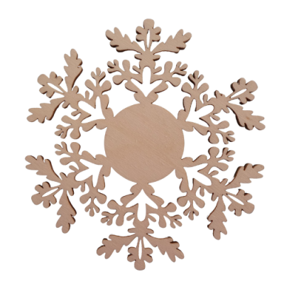 Floco de neve decorativo em madeira clara com padrão simétrico