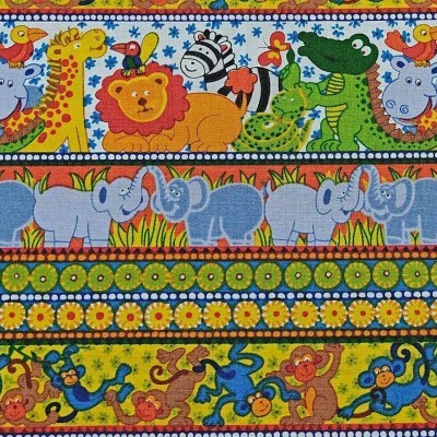 Tecido colorido com padrão de animais em faixas horizontais