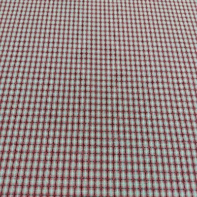 tecido xadrez vermelho e branco com padrão de quadrículas