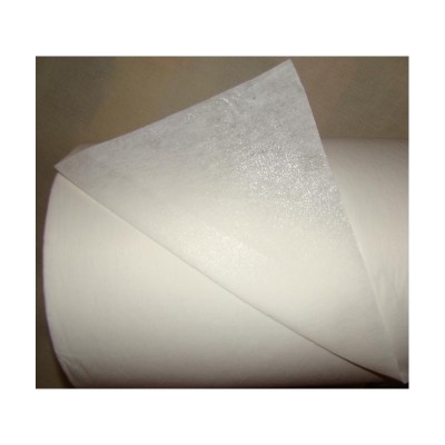 Rolo branco de tecido ou papel fino com textura suave