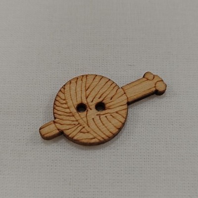 Botão redondo de madeira com padrão e peça em forma de osso