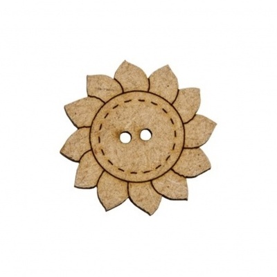 Botão de madeira claro em forma de flor com 2 orifícios centrais