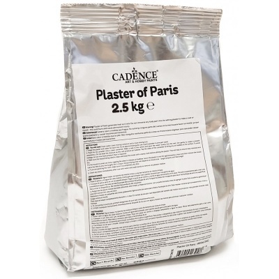 Embalagem prateada com rótulo branco de Plaster of Paris CADENCE 2,5 kg