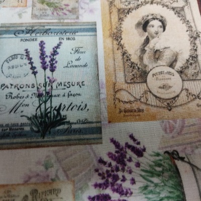 Tecido com padrão vintage de lavanda, cartões antigos, ilustrações e retrato feminino