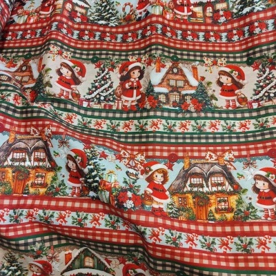 Tecido natalício com desenhos de crianças, casas e árvores de Natal em faixas coloridas