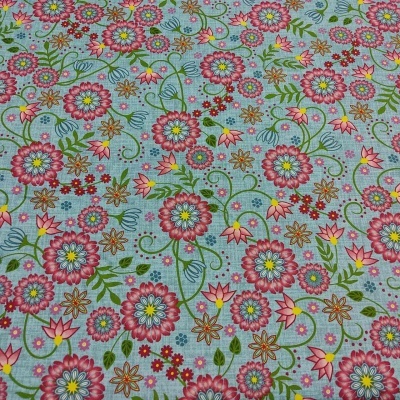 tecido azul claro com padrão floral colorido