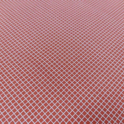 Padrão quadriculado branco sobre fundo laranja