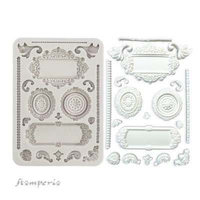 Moldes de silicone e peças decorativas brancas com padrões ornamentais