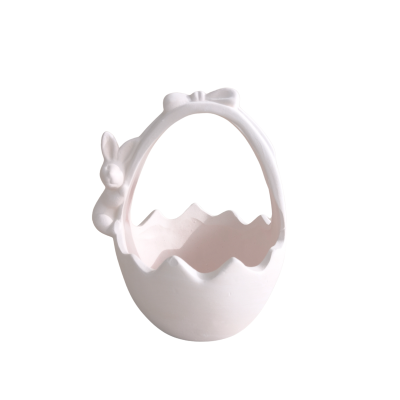 Cesto decorativo branco em cerâmica com coelho e alça em arco