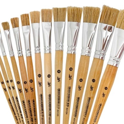 Conjunto de 12 pincéis para pintura com cabos de madeira e cerdas castanhas