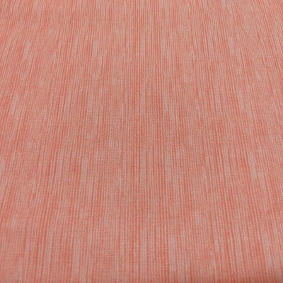 Tecido rosa com linhas verticais brancas