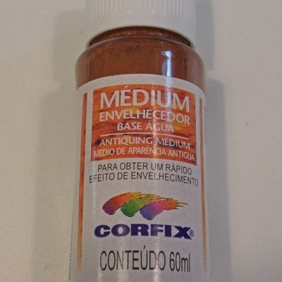 Frasco de medium envelhecedor Corfix de 60ml com tampa branca