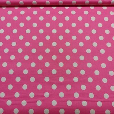 tecido cor-de-rosa com bolinhas brancas