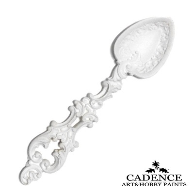 Espátula decorativa branca com padrão vintage em relevo sobre fundo branco e logo CADENCE ART&HOBBY PAINTS