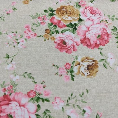 Tecido floral bege com flores coloridas