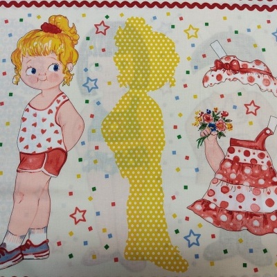 tecido com estampas de menina loira, recortes destacáveis de roupas e sombra amarela