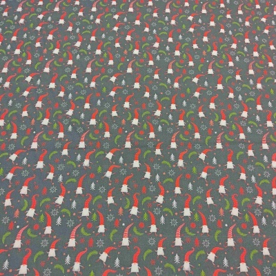 tecido cinzento com padrão de pequenos gnoms, cogumelos, estrelas e folhas