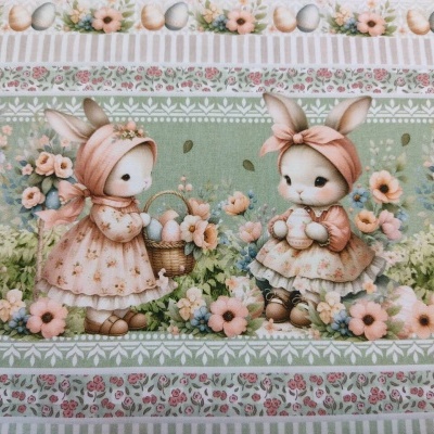 Pano com padrão de coelhinhos vintage, flores, cenouras e ovos em tons pastel