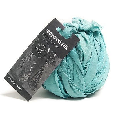 Fita de seda reciclada azul-turquesa com etiqueta preta