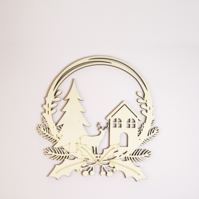 Decoração natalícia em madeira com casa, árvore, veado e ramos de azevinho