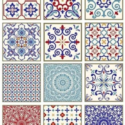 Azulejos decorativos coloridos com padrões geométricos e florais