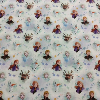 Tecido branco com padrão de personagens de Frozen coloridos