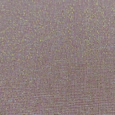 tecido rosa com linhas douradas texturizadas