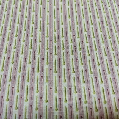 tecido padrão microfones verde rosa fundo branco