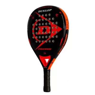 Raquete de padel preta, vermelha e laranja com texto Dunlop e Tsurami.
