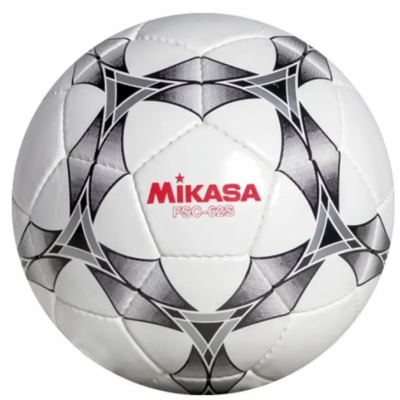 Bola de futebol branca com padrões pretos e texto MIKASA FSC-62S