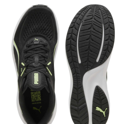 Sapatilhas desportivas Puma negras com detalhes verdes e sola branca com padrão antiderrapante